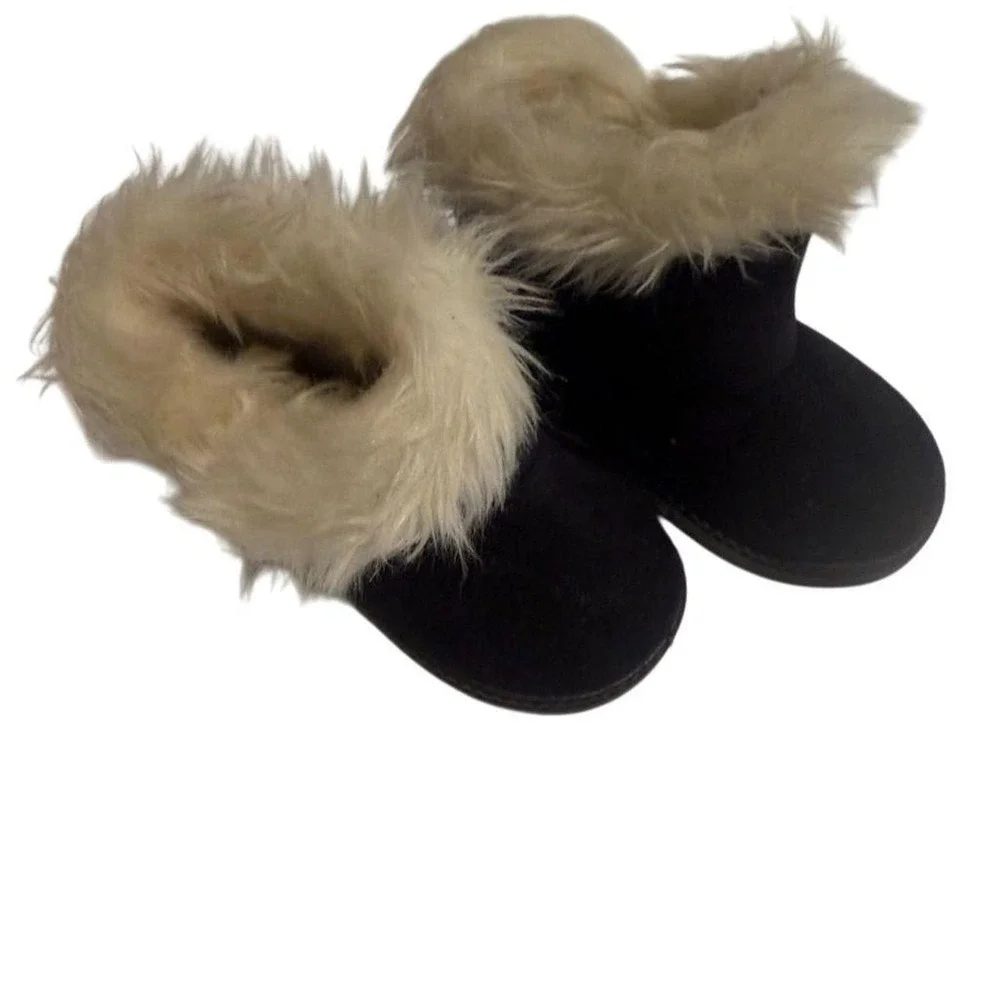 Infant size 4 black boot white faux fur
